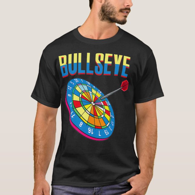 Darts - Bullseye Dartboard Art - Pub T Shirt (Framsida)