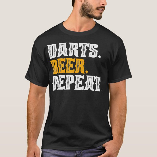 Darts darts spelar upp mörka t shirt (Framsida)