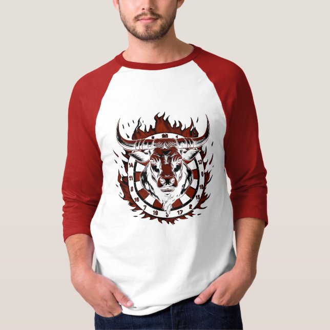 Dartscheibe Feuer Stier Bulle Spezialdesign T Shirt (Framsida)