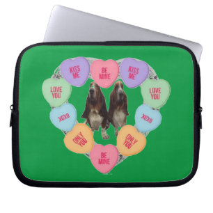 Datorfodral Candy Love Hearts med Bassets