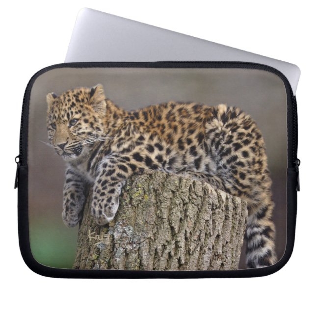 Datorfodral med leopard svans (Framsidan)