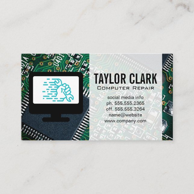 Datormaskinvara | Wrench i Hand-Logotyp Visitkort (Framsida)