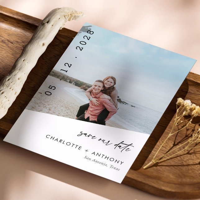Datumkortet sparas i det moderna persikofotot inbjudningar (Modern Beach Photo Save The Date Card)