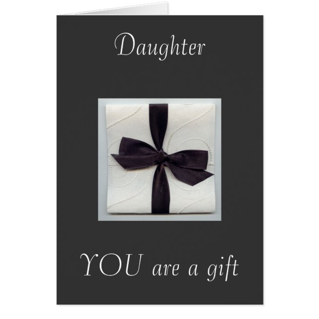 DAUGHTER U ÄR OUR GIFT (BRÖLLOP) HÄLSNINGSKORT (Framsidan)