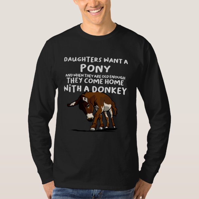 Daughters want a Donkey T Shirt (Framsida)