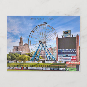Davenport Iowa Skyline vycard Vykort