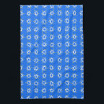 David Hanukkah Mönster Blue White Kökshandduk<br><div class="desc">Torka av ditt kök med den här roligt helgdag handduk. Gör en underbar helgdag,  husuppvärmning eller bröllop! Du kan anpassa den och även lägga till text. Kolla min butik för mycket mer färg och mönster!</div>