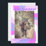 David LYCKLIG HANUKKAH-ANPASSNINGSBARNAS moderna S Julkort<br><div class="desc">Perfekt kort för att skicka en judisk firande! Hand skapade konst åt dig. FULLT ANPASSADE! Klicka på "Anpassa" ovan om du vill redigera texten och lägga till ett foto. Klicka på "Redigera med verktyg" för att justera typsnitt, färg och placeringar. Utformningen är också tillgänglig som digital nedladdning för att skicka...</div>