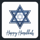 David stjärna | Klassisk blå modern Lycklig Hanukk Fyrkantigt Klistermärke<br><div class="desc">Minimal klassisk blå Pub/Bat mitzvah och Hanukkah moderna stjärnan av David mot en vit bakgrund skapar en elegant,  sofistikerad utformning. Om du vill ha mer information om färg eller matchande produkter går du till JustFharryn @ Zazzle.com. Alla höger reserverade. #zazzlemade</div>
