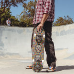 Day of the dead Mönster Mini Skateboard Bräda 18,5 Cm<br><div class="desc">Ett sjudande och färglöst mönster med en upprepande mönster av döskallar av socker,  försedd med uppgifter om den invecklade blommigten. Perfekt för att lägga till en liten bit mexikansk kultur till hemskretsar eller kläder.</div>