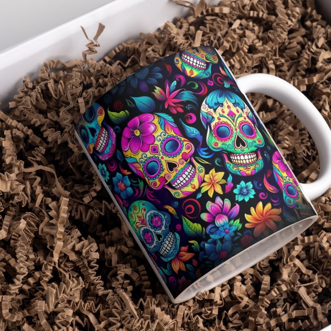 Day of the dead Neon Sugar Döskallar Mugg (Sugar Skulls on different coffee mugs.  Bold colors and design for coffee lover fans!)