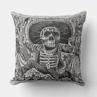 Day of the dead Pillow - José Guadalupe Posada Kudde