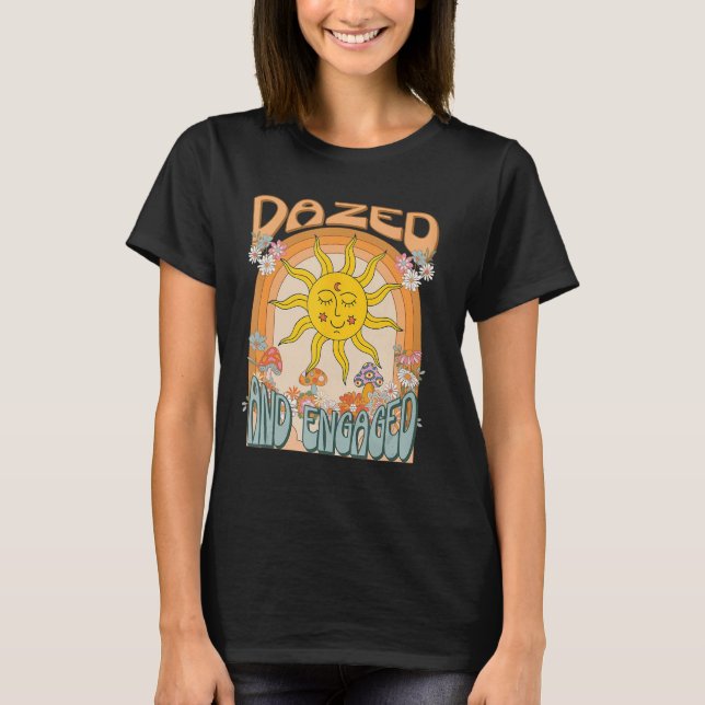 Dazed And Engaged Systerfest Wildflowers G T Shirt (Framsida)