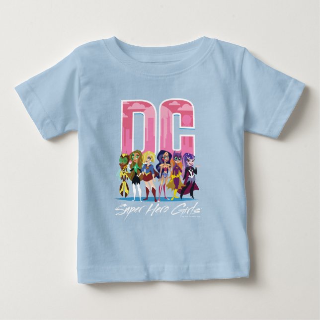 DC Toppen Hero Girls Lineup T Shirt (Framsida)