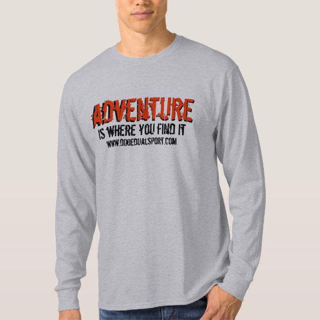 DDSäventyr 1: Långärmaden tänder färg Tee Shirt (Framsida)