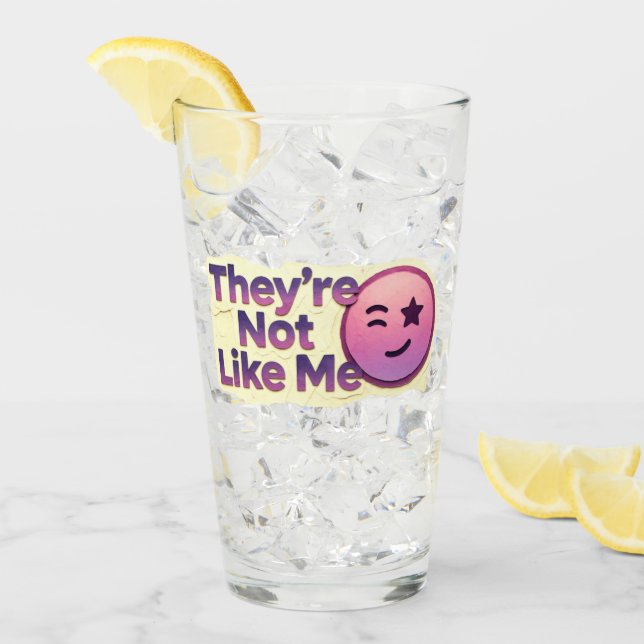 De Är Inte Som Jag Roligt Blinkande Emoji Glaskopp (Framsida Ice)