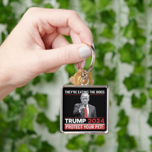 De äter hundarna Trump 2024-debatt  Fyrkantig Silverfärgad Nyckelring