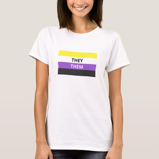 De/de Pronouns non-binary Flagga Basic T-Shirt (Framsida)