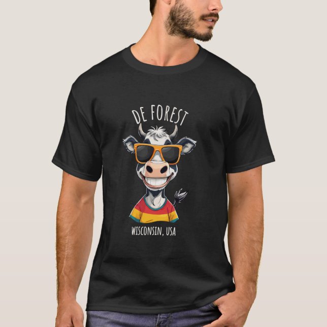 De Forest WI USA Rolig Ko Serieteckning Design T Shirt (Framsida)