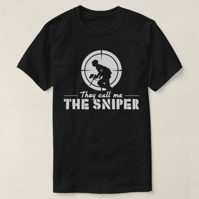 De kallar mig "Sniper Funny Paintball Gift" T Shirt (Design framsida)