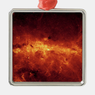 De Milky centrerar långt aglow med dammar av Julgransprydnad Metall