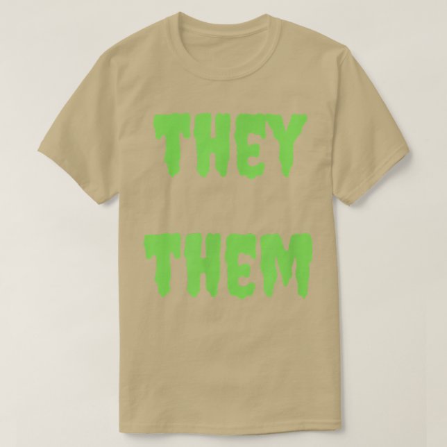 De pronouns Nonbinary Spooky Halloween Lime T Shirt (Design framsida)