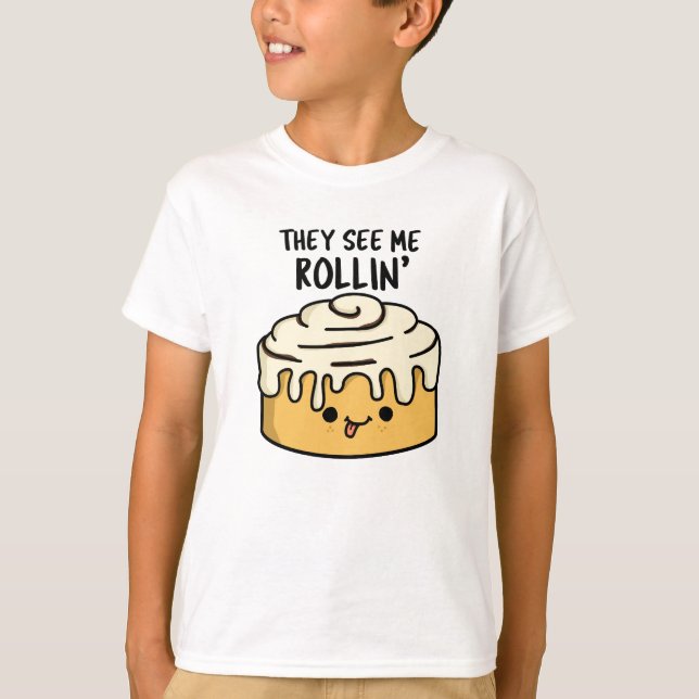 De ser mig Rollin Funny Cinnamon Roll Pun T Shirt (Framsida)