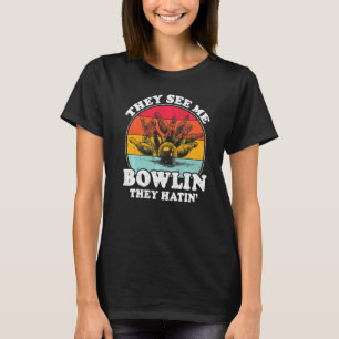 De ser mig ta hand om dem. Hatin Bollar Pin Bowlar T Shirt