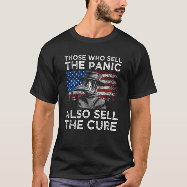 De som säljer Panic säljer också reningsverk. T Shirt (Framsida)