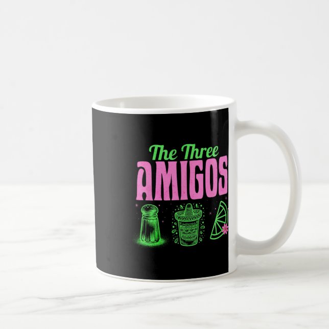 De tre Amigos Cinco De Mayo Drinking Tequila Pa Kaffemugg (Höger)