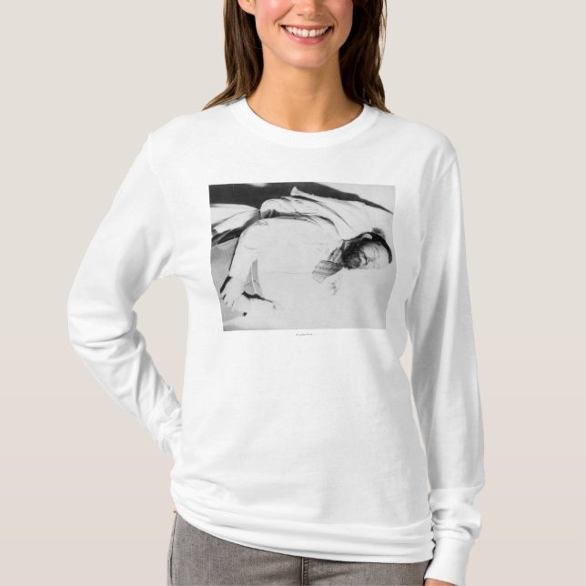 Dead förkroppsligar av fredlösen Jesse som James T Shirt (Framsida)