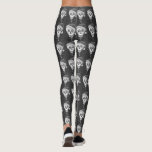 DEAD HEAD SANTA SKULL, CHRISTMAS SKELETON HUMOR LEGGINGS<br><div class="desc">PERFEKT FÖR SKELLIGT ÄLSKARE. FÄRGSKULL-,  WREATH- OCH PEPPERMINT-LAGER *Anpassa ... .Sök efter matchande objekt Susan Brack-design</div>