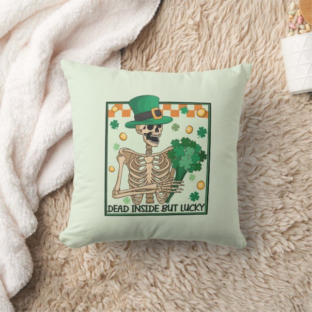Dead Inside Men Lucky - Skeleton Leprechaun Kudde (Filt)
