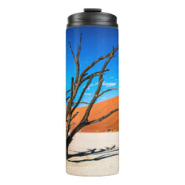 Dead träd i Deadvlei, Namibia