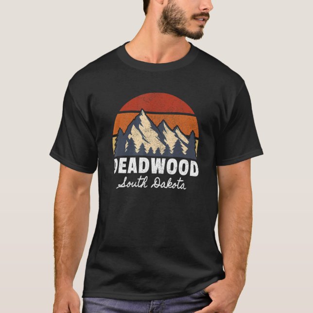 Deadwood South Dakota Retro Mountain Vacation T Shirt (Framsida)