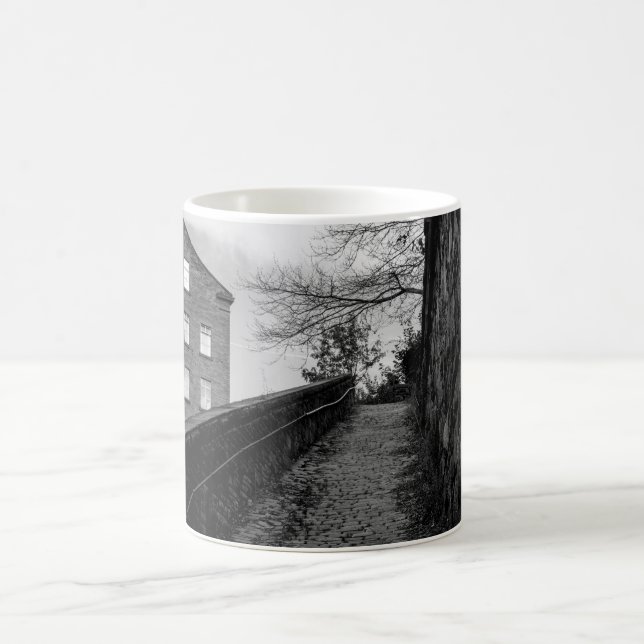 Dean Clough Ascent - Ekot av Brandt Kaffemugg (Center)