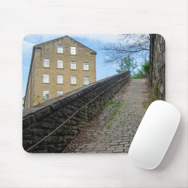 Dean Clough Cobblestone Climb - Brandts andarliv Musmatta (Med mus)