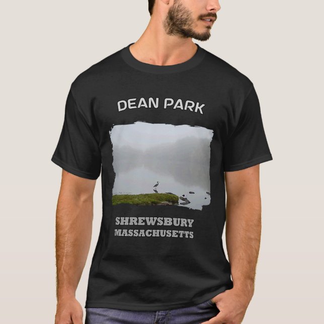 DEAN PARK SHREWSBURY MASSACHUSETTS Underbar Blue H T Shirt (Framsida)