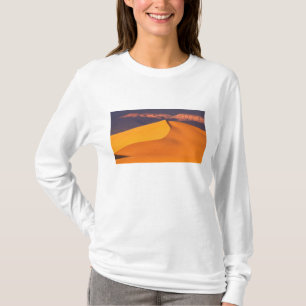 Death Valley i gryningen. Kalifornien T-shirt