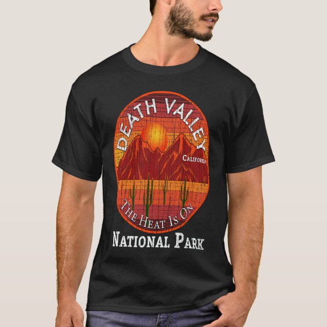 Death Valley National Park California Nature Hikin T Shirt (Framsida)