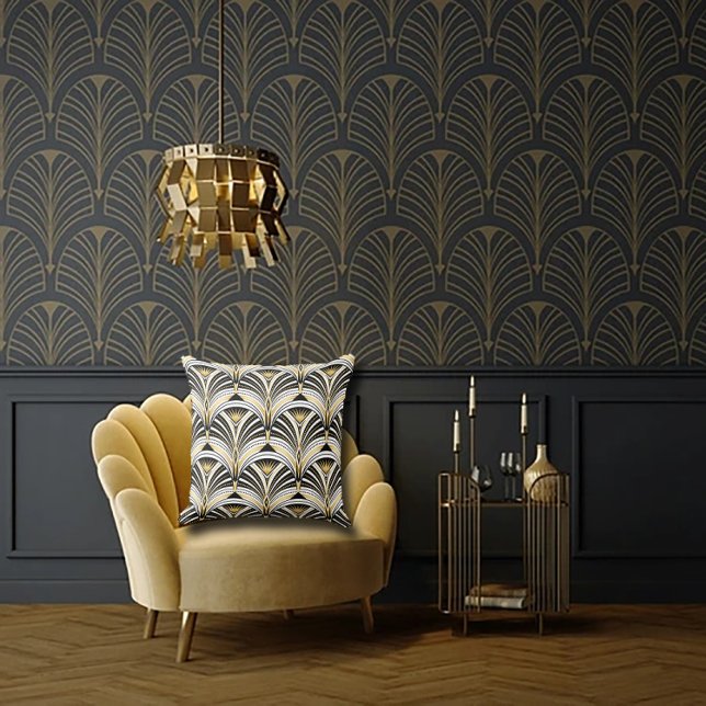 Deco Glamour Reimagined Kudde (Skapare uppladdad)