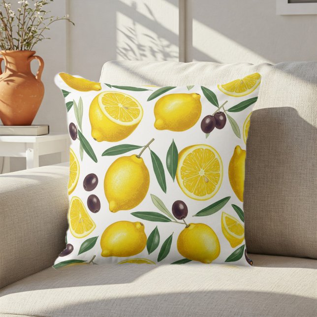 Decorative Mediterranean Lemon and Olive Pattern  Kudde (Skapare uppladdad)