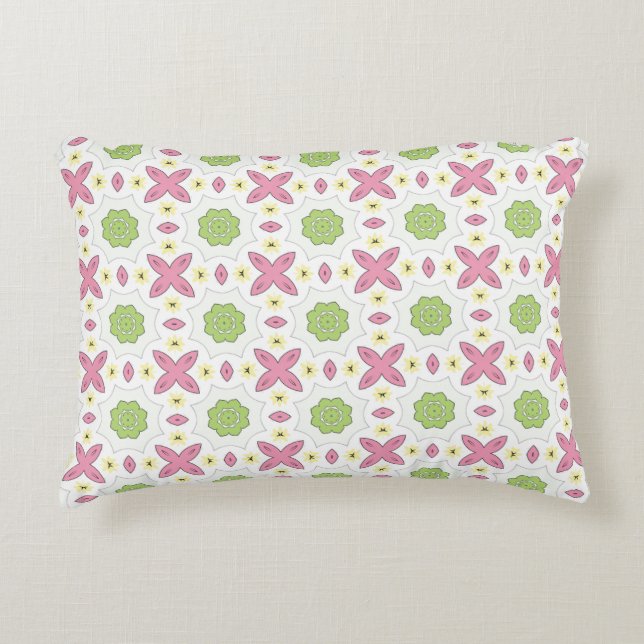 decorative pillow featuring a geometric pattern prydnadskudde (Framsidan)