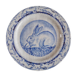 "Dedham Blue" & White Rabbit Design Caking Board