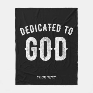 DEDIKERAD TILL GOD ANPASSADE COOLA VITTEXT FLEECEFILT