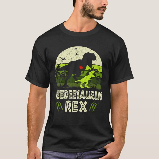 Deedeesaurus t Rex Dinosaur Deedee Saurus Family M Shirt (Framsida)