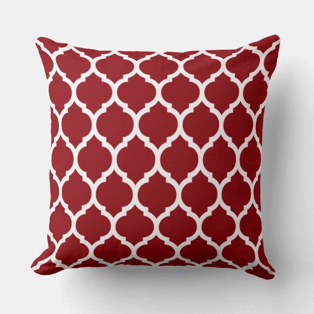 Deep Burgundy och White Quatrefoil Mönster Kudde (Framsida)
