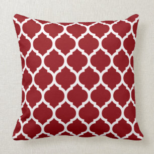 Deep Burgundy och White Quatrefoil Mönster Kudde