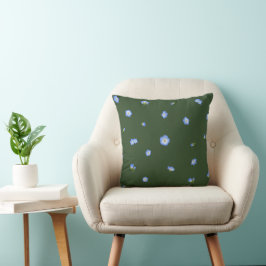 Deep Forest Japanese Nemophila Floral Pattern Kudde