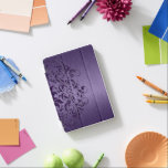 Deep Lila Metallic Struktur & Blommigt Snöre iPad Mini Skydd<br><div class="desc">Elegant lila metalliska struktur och lila blommigt snöre</div>